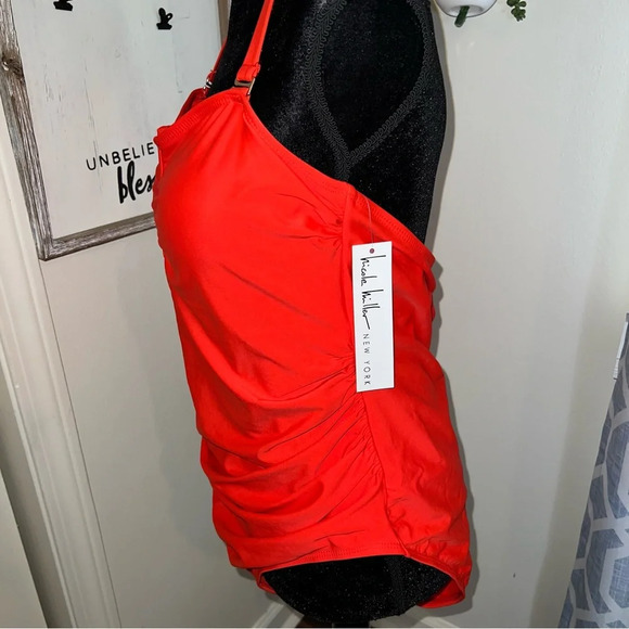 New with tag Nicole Miller Women's V Wire Shirred Bandeau One Piece - Picture 8 of 10